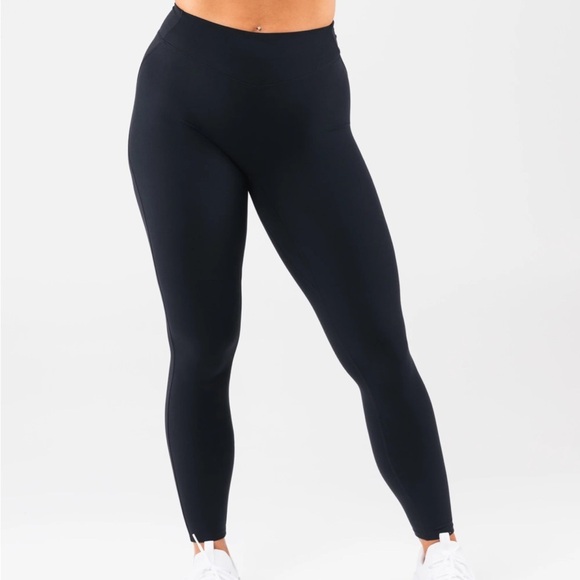 Alphalete Pants - Alphalete Black Leggings